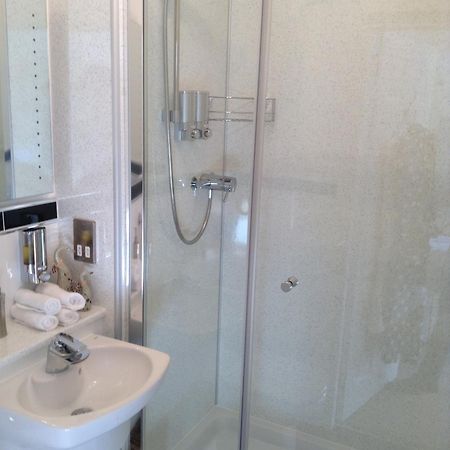 Allt Na Leven Guest House Kinlochleven Bagian luar foto