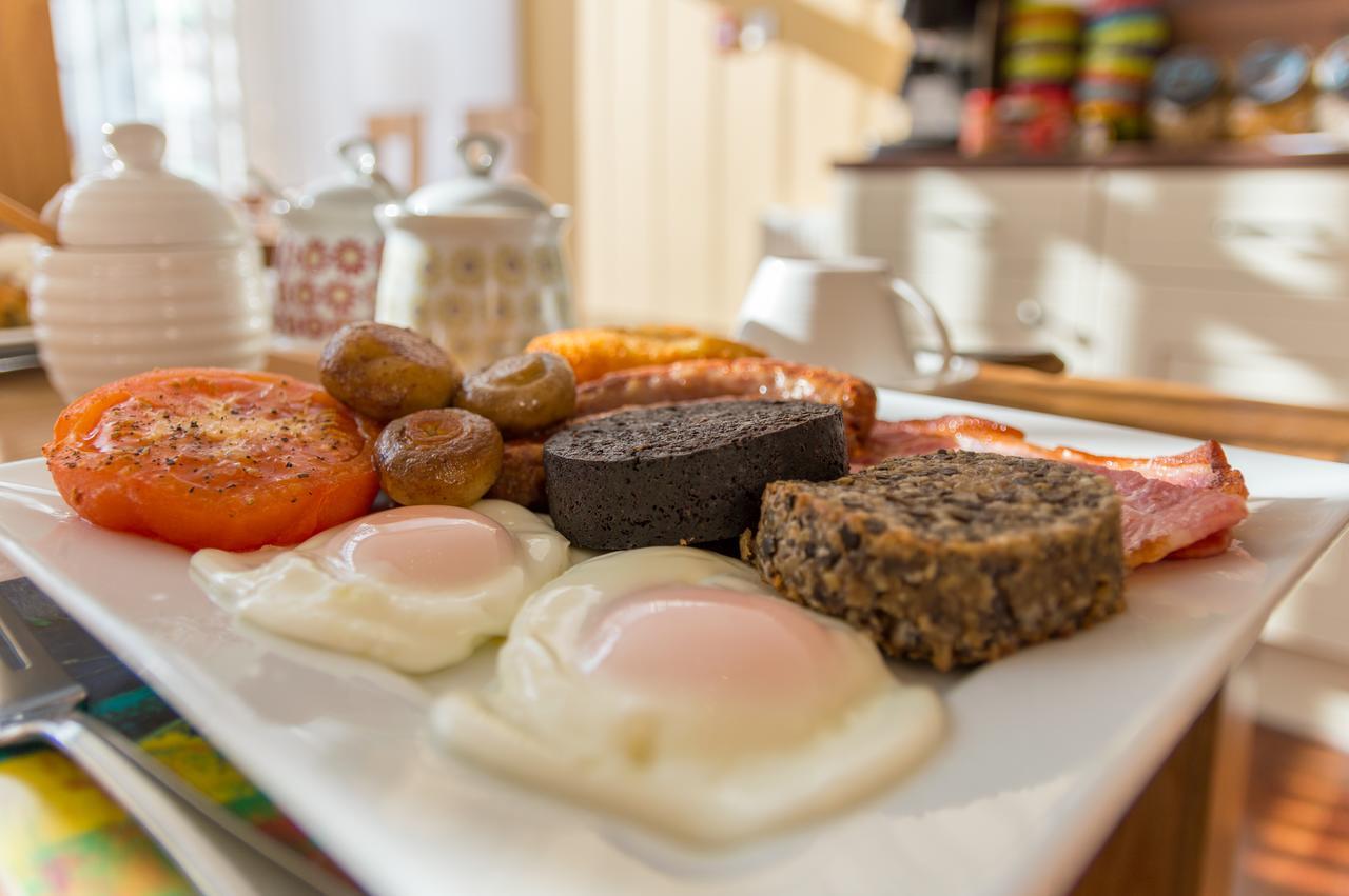 Allt Na Leven Guest House Kinlochleven Bagian luar foto